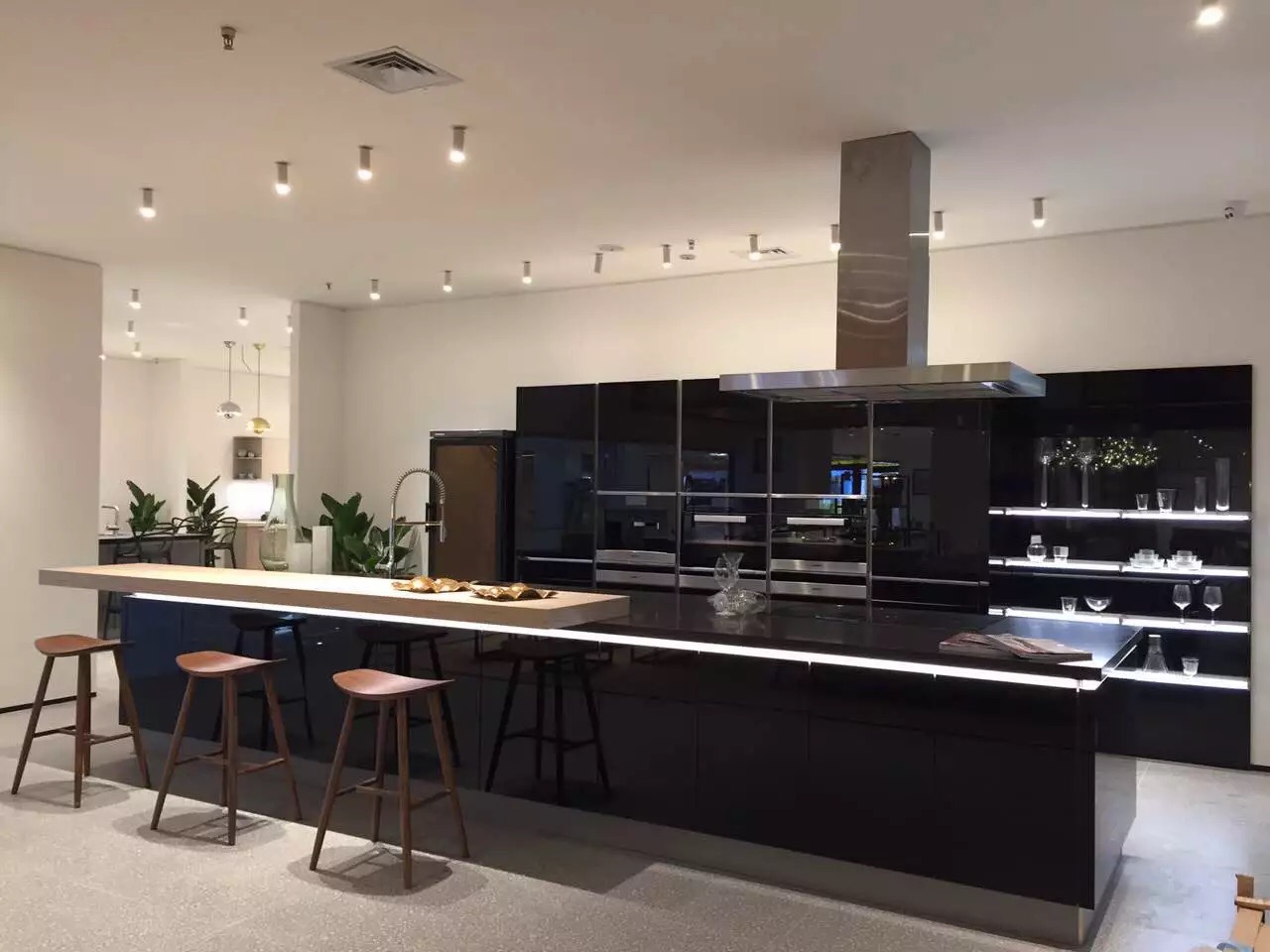 走在潮流前端，SCAVOLINI、KEYE門店都在用它！(圖1)